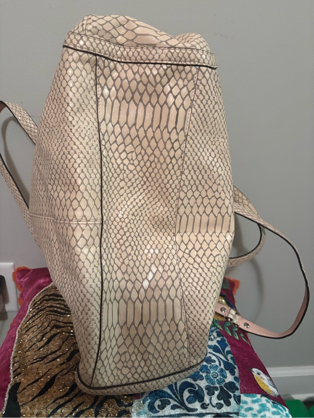 Coach Park Python Carryall tote (Model Style F24384) - Picture 9 of 11
